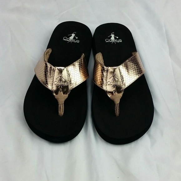 Corkys Royal Women's Flip Flop Sandals - Rose Gold - Picture 2 of 3